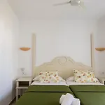 Brisas I & Ii 아파트